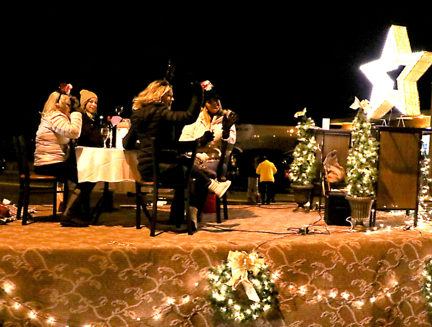 holidayparade2.jpg